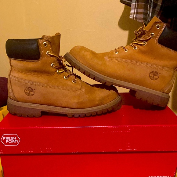 TIMBERLAND BOOTS - Picture 1 of 5